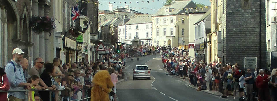 Liskeard Carnival Crowds